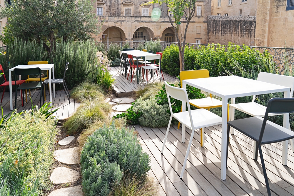 New Leaf Services Restaurant Landscape Design and Installation