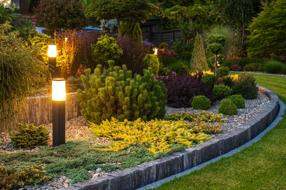 Single Family HOA Landscape Lighting
